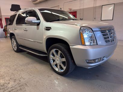 Used 2010 Cadillac Escalade Luxury
