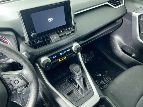Used 2025 Toyota RAV4 XLE image 22