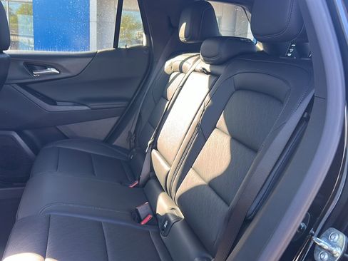 New 2026 Chevrolet Equinox LT AWD/4WD image 15
