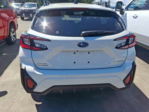 Used 2024 Subaru Crosstrek 2.0i Premium w/ Crosstrek Mirror Package AWD/4WD image 7