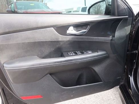 Used 2022 Kia Forte GT-Line w/ GT-Line Premium Package image 21