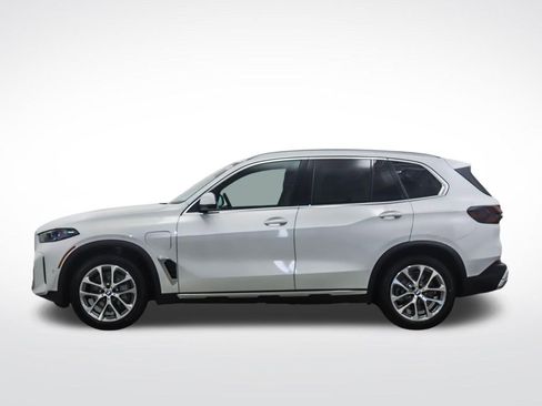 Used 2026 BMW X5 xDrive50e w/ Climate Comfort Package AWD/4WD image 2