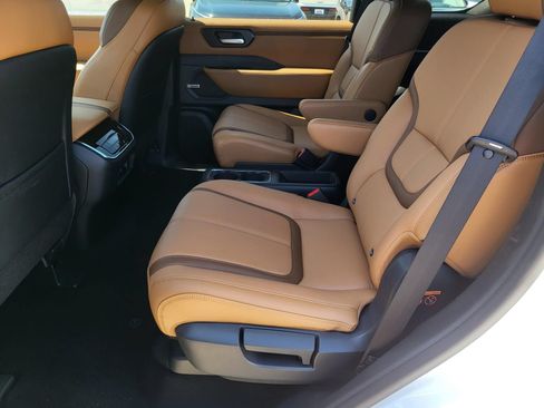 New 2026 Nissan Armada SL AWD/4WD image 15
