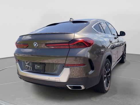 Used 2022 BMW X6 xDrive40i w/ Premium Package AWD/4WD image 5