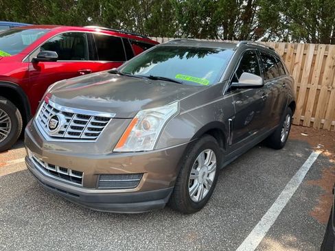 Used 2016 Cadillac SRX Luxury w/ Driver Awareness Package FWD image 3