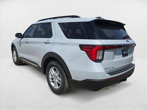 New 2025 Ford Explorer Active w/ Active Comfort Package image 3