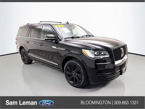 Used 2023 Lincoln Navigator L Reserve image 1