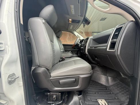 Used 2018 RAM 2500 Tradesman w/ Chrome Appearance Group AWD/4WD image 7