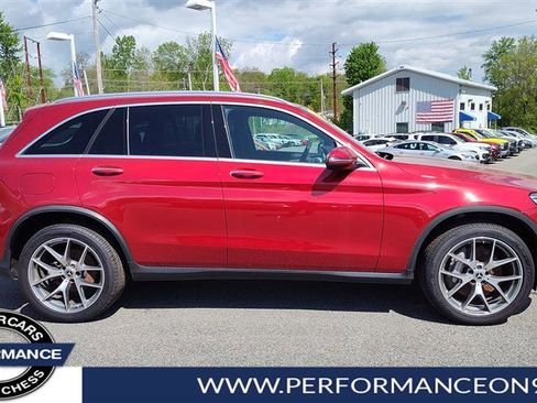 Used 2020 Mercedes-Benz GLC 300 4MATIC image 2