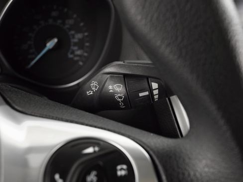 Used 2014 Ford Focus SE image 16