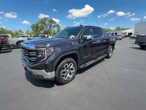 Certified 2025 GMC Sierra 1500 SLT w/ SLT Premium Plus Package AWD/4WD image 4