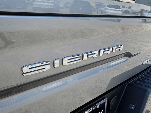 Used 2024 GMC Sierra 1500 AT4 w/ Technology Package AWD/4WD image 29