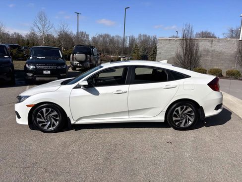 Used 2017 Honda Civic EX image 4