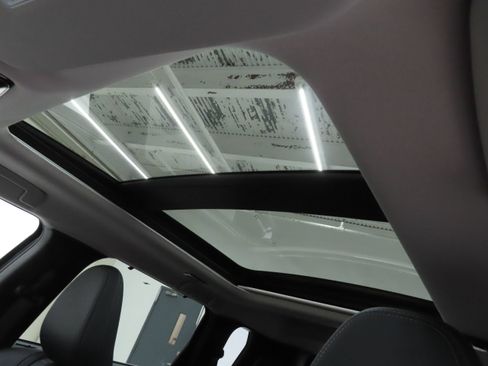 New 2026 Mitsubishi Outlander SEL FWD image 21