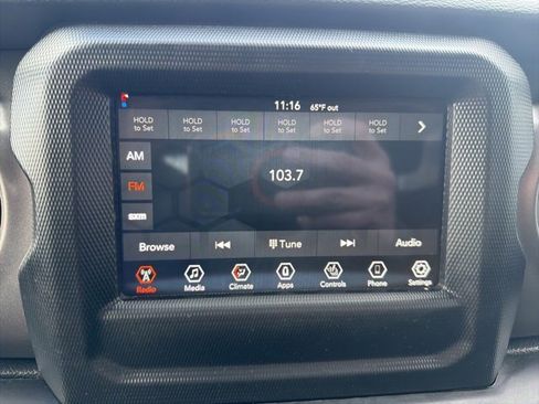 Used 2023 Jeep Wrangler Willys image 33