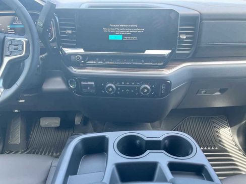 New 2026 Chevrolet Silverado 3500 LT w/ All Star Edition image 13