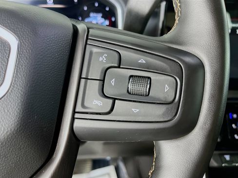 Used 2024 GMC Sierra 2500 AT4 AWD/4WD image 17