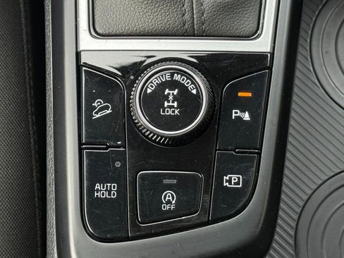 Certified 2025 Kia Sportage LX image 37