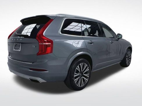 Used 2020 Volvo XC90 T6 Momentum w/ Protection Package Premier AWD/4WD image 8