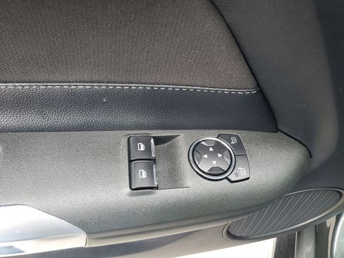 Used 2015 Ford Mustang Coupe image 17