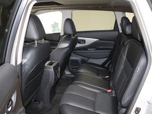 Used 2024 Nissan Murano SL image 23