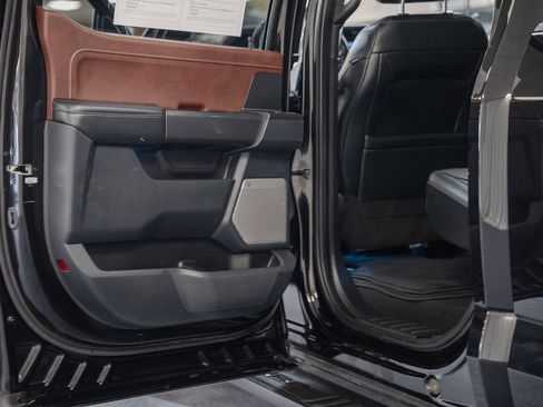 Used 2022 Ford F150 Lariat image 41