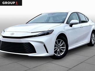 Used 2025 Toyota Camry LE FWD video 1