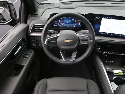 New 2026 Chevrolet Suburban LT w/ Comfort Package image 18