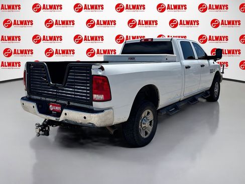 Used 2018 RAM 2500 Tradesman w/ Chrome Appearance Group AWD/4WD image 5