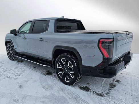 New 2024 GMC Sierra EV Denali image 5