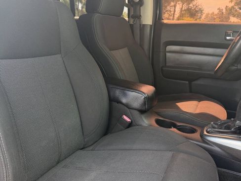 Used 2007 HUMMER H3 AWD/4WD image 10