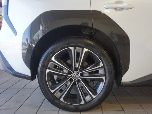 Used 2023 Toyota bZ4X AWD w/ Weather Package image 29