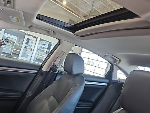 Used 2020 Honda Civic EX-L image 28