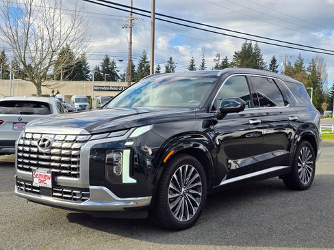 Used 2023 Hyundai Palisade Calligraphy AWD/4WD image 3