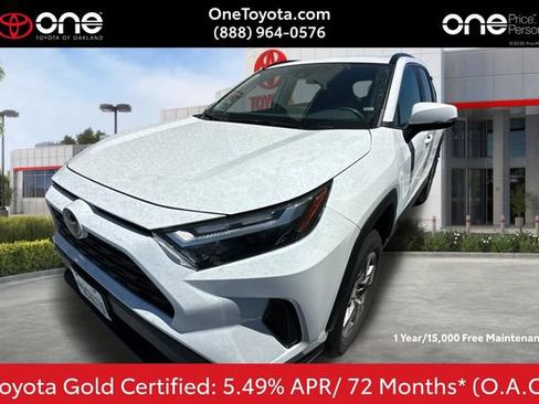 Used 2025 Toyota RAV4 XLE FWD image 1