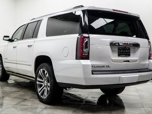Used 2018 GMC Yukon XL Denali w/ Denali Ultimate Package image 10
