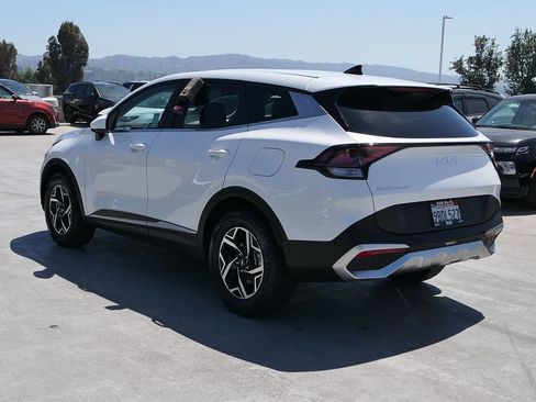 Used 2023 Kia Sportage LX FWD image 6