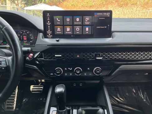 Used 2024 Honda Accord Sport image 23