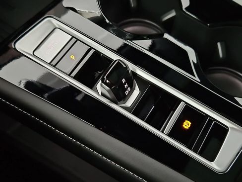 New 2026 Volkswagen Atlas Cross Sport SEL R-Line image 34