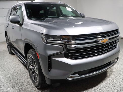 Used 2021 Chevrolet Tahoe LT w/ Rear Media and Nav Package image 5