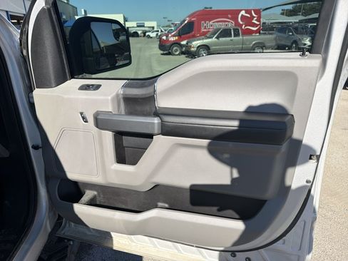 Used 2017 Ford F150 XLT RWD image 20