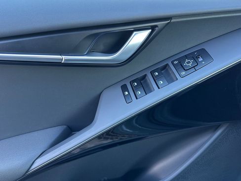 New 2026 Kia Niro Wind image 11