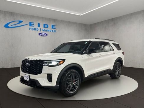 New 2026 Ford Explorer ST-Line w/ ST-Line Street Pack image 3