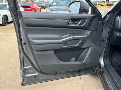 Used 2023 Nissan Pathfinder Rock Creek image 10