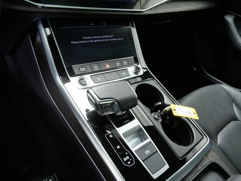 Used 2023 Audi Q7 2.0T Premium Plus w/ Premium Plus Package AWD/4WD image 20