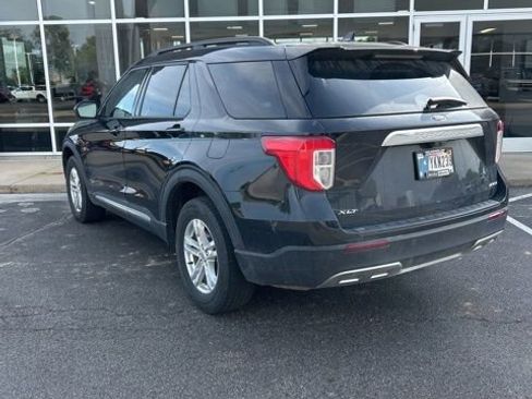 Used 2023 Ford Explorer XLT w/ Equipment Group 202A AWD/4WD image 7