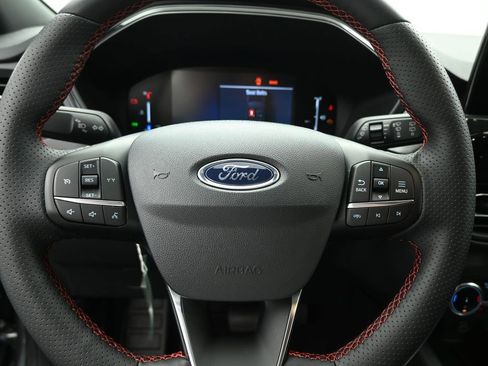 Used 2025 Ford Escape ST-Line w/ Equipment Group 301A image 12