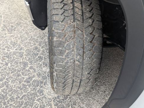 Certified 2023 GMC Sierra 1500 SLT w/ SLT Convenience Package image 32