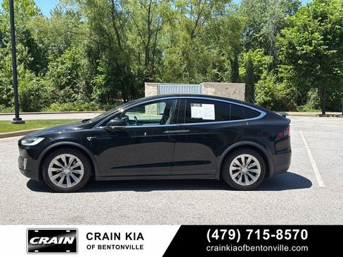 Used 2017 Tesla Model X 75D AWD/4WD image 7