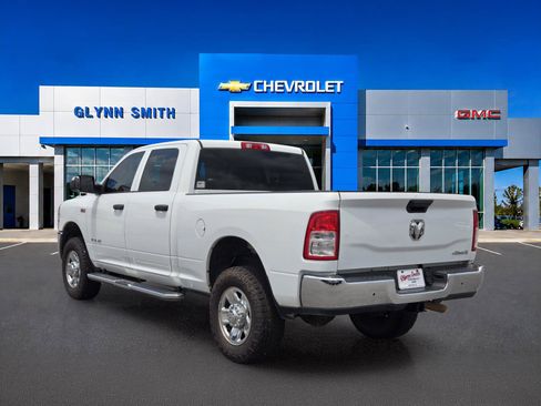 Used 2022 RAM 2500 Tradesman w/ Chrome Appearance Group AWD/4WD image 11